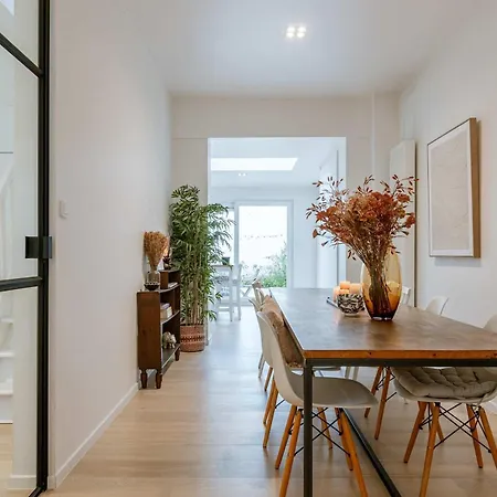 Huswell - Charming Townhouse In Perfect For 6 Guests Holiday home