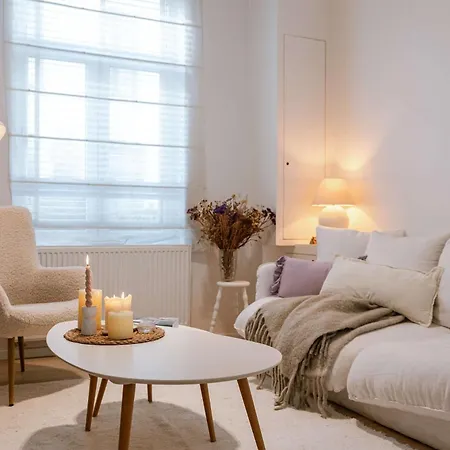 Huswell - Charming Townhouse In Perfect For 6 Guests Ghent