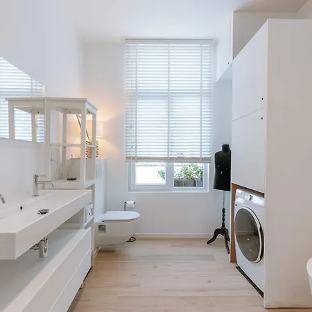 Huswell - Charming Townhouse In Perfect For 6 Guests * Ghent