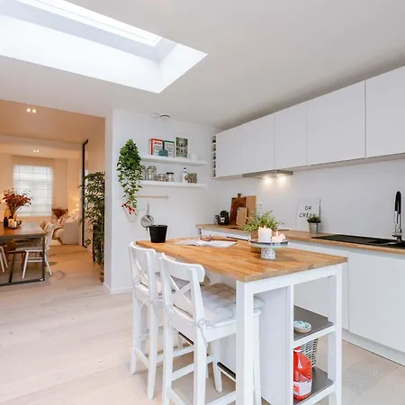 Prázdninový dům Huswell - Charming Townhouse In Perfect For 6 Guests Gent