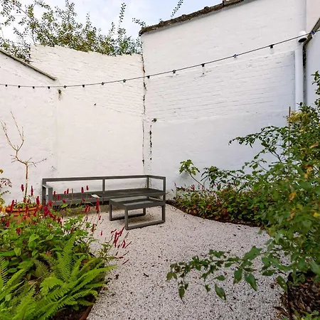 Huswell - Charming Townhouse In Perfect For 6 Guests * Gent
